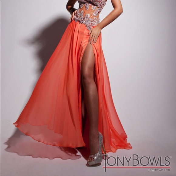 Prom dress - Picture 3 of 4